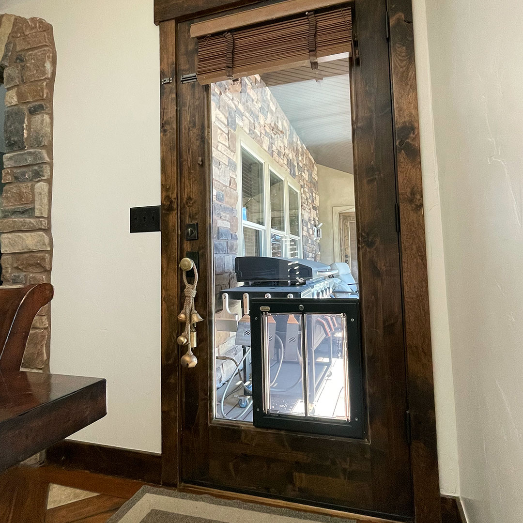Glass Door With PlexiDor Pet Door