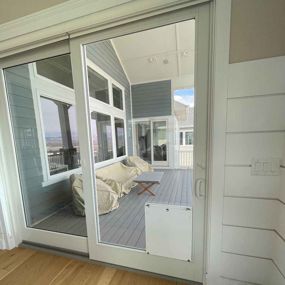 Sliding Glass Door With PlexiDor Pet Door