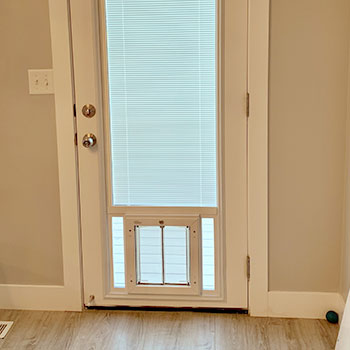 Glass Door With Interior Blinds and PlexiDor Pet Door
